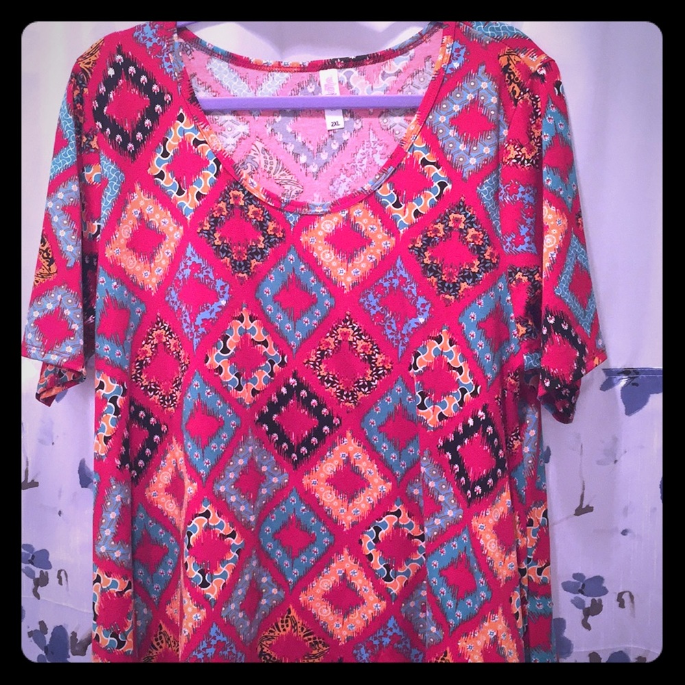 LulaRoe 2XL T-shirt like new